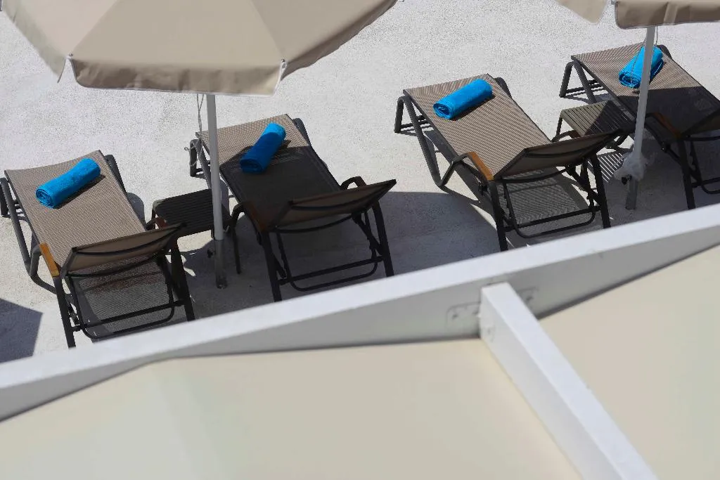 Terrace, Aplai Dome, Santorini