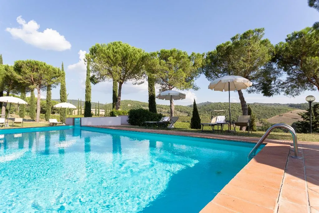 Pool, Fattoria Pratale, Florence