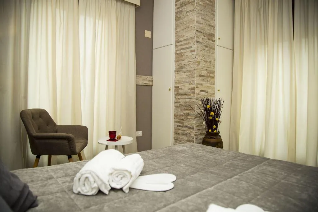 Room, Santamaria Inn, Rome