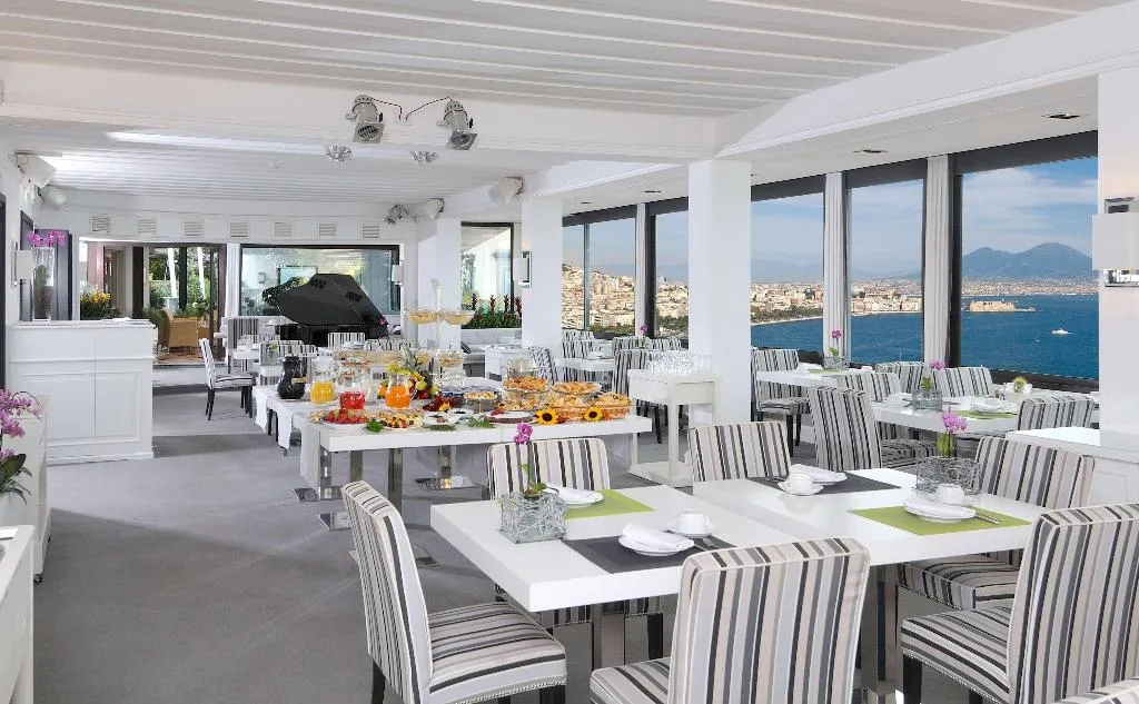 Restaurant, Hotel Paradiso, BW Signature Collection, Naples