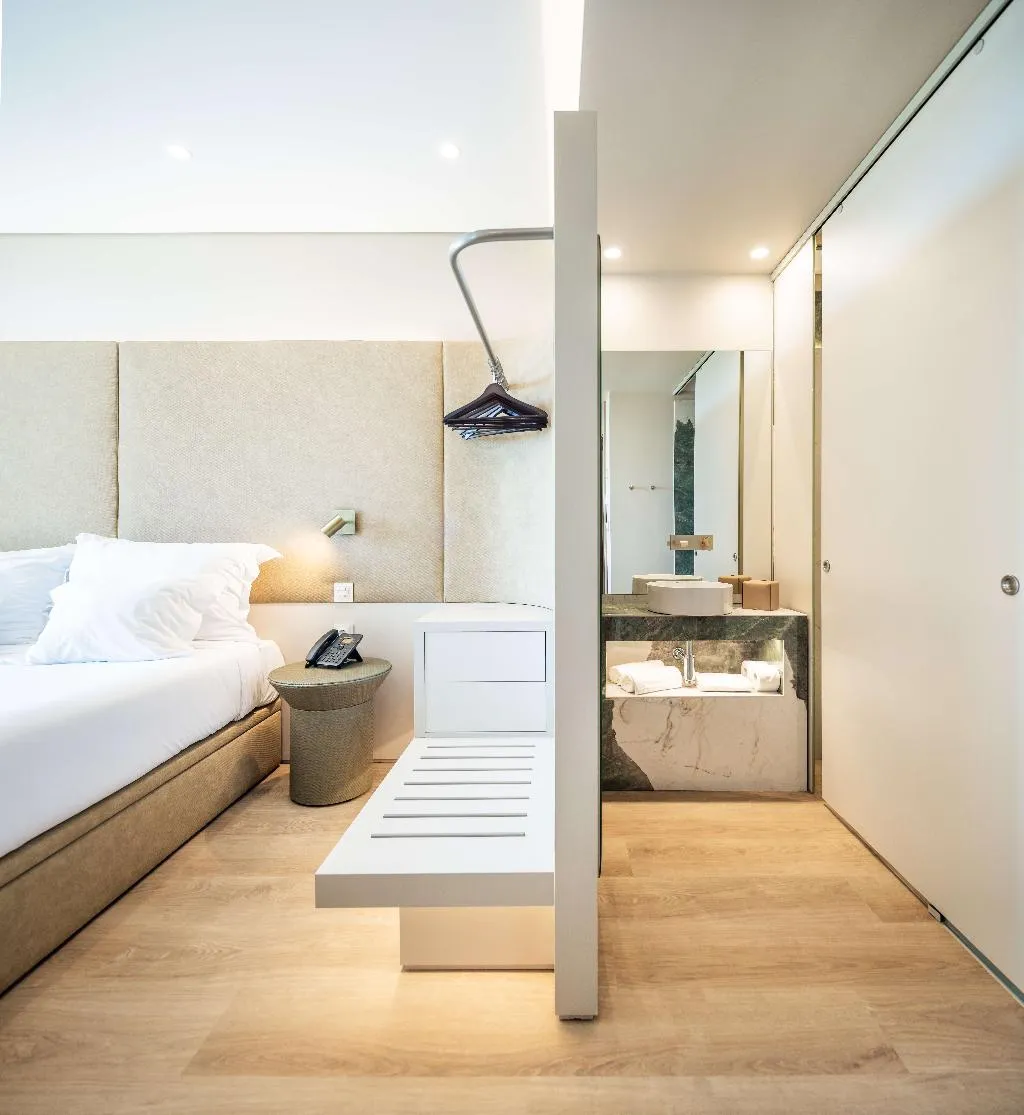 Room, Castelo Suites Hotel, Algarve