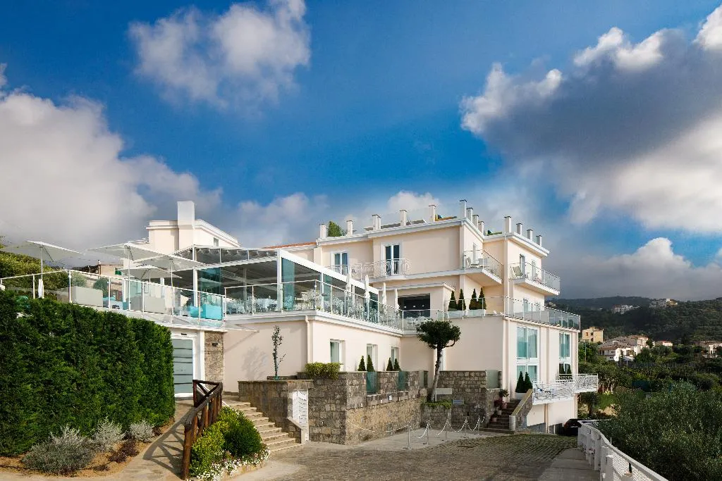 General view, Villa Fiorella Art Hotel, Naples