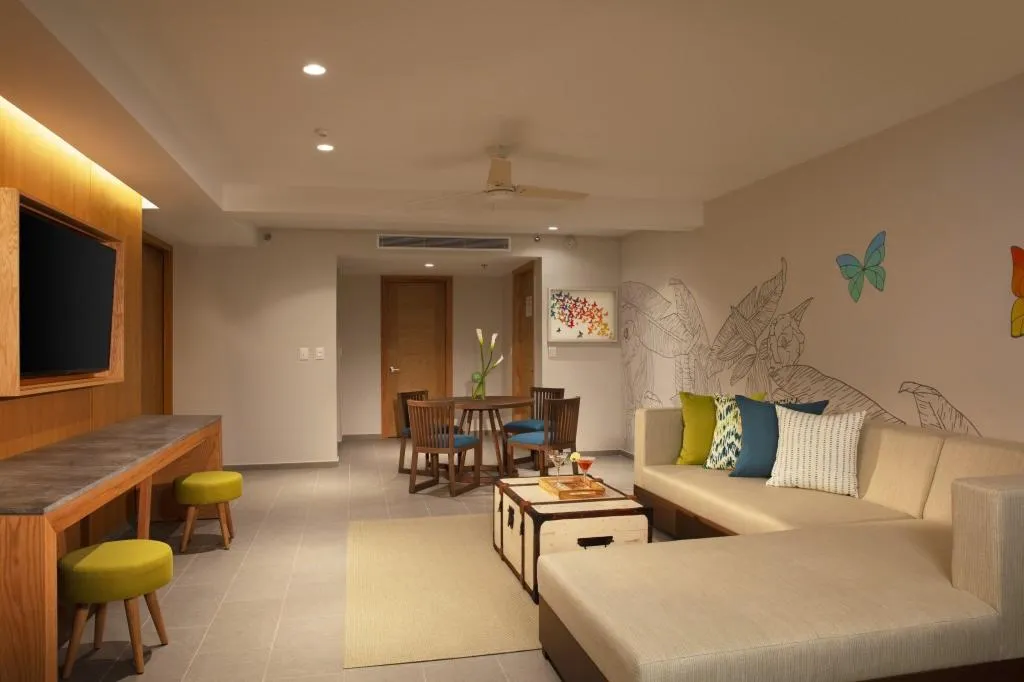 SUITE OCEAN FRONT Room, Dreams Natura Resort & Spa, Cancun Area