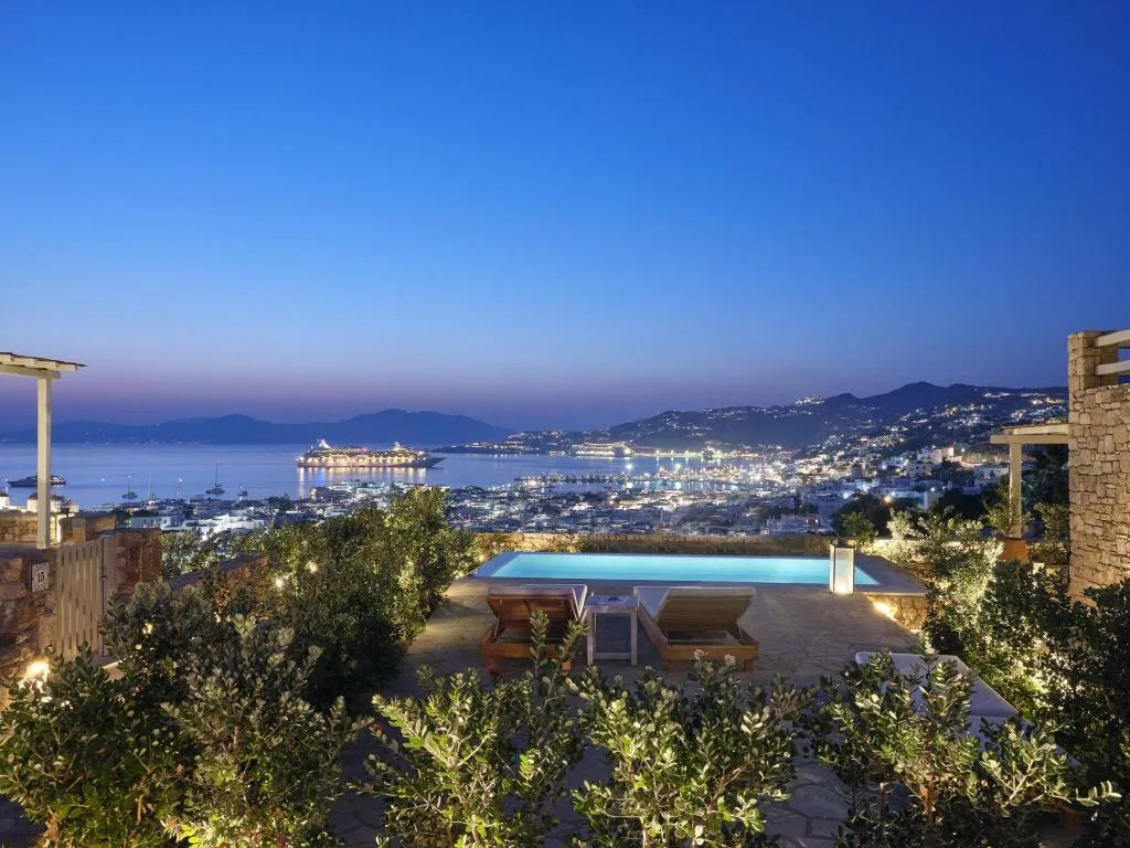 Terrace, Belvedere Hilltop Complex Rooms & Suites, Mykonos