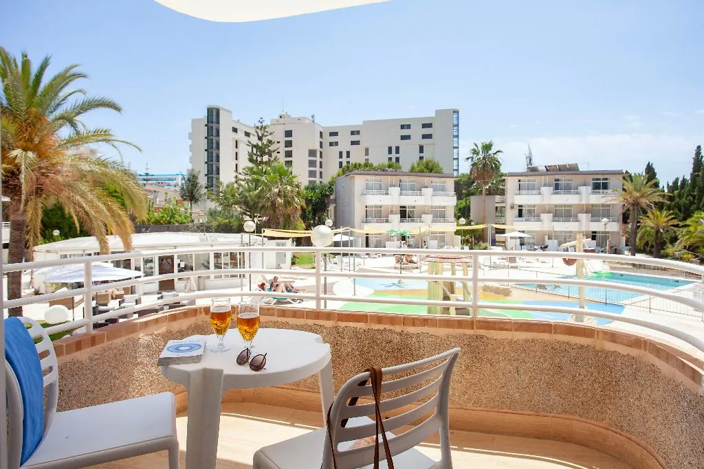 APARTMENT WITH BALCONY Room, Apartamentos Club Sa Coma, Majorca