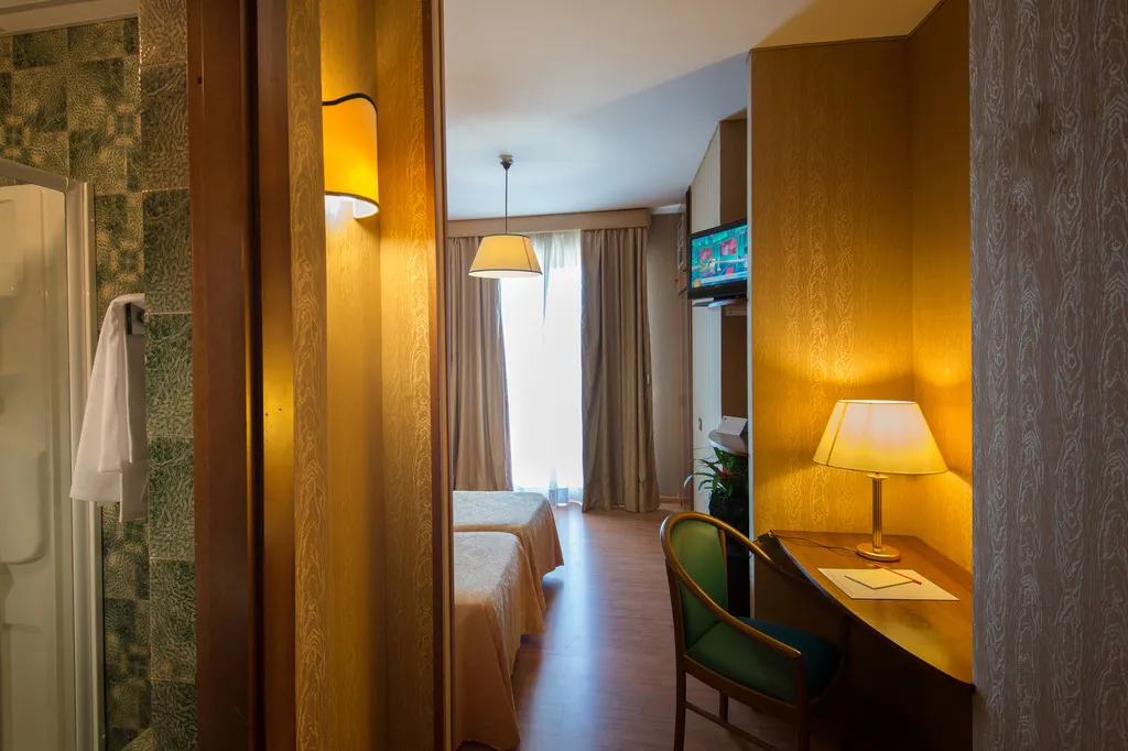 TRIPLE STANDARD Room, Park Hotel Blanc et Noir, Rome