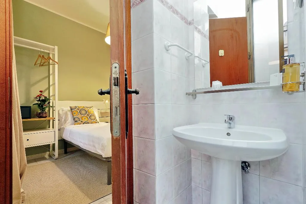 SINGLE STANDARD Room, Hotel Santa Sofia, Rome
