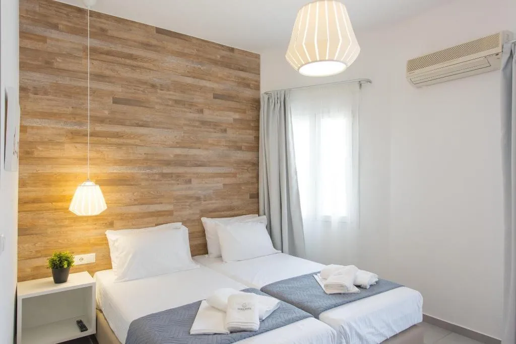 Room, Ria, Crete