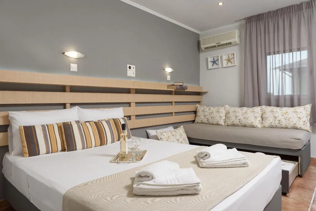 STUDIO SUPERIOR Room, Ammos Beach & Studios, Thessaloniki