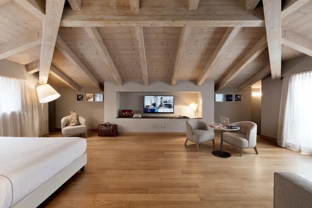 JUNIOR SUITE CAPACITY 5 Room, Grand Hotel San Gemini I UNA Esperienze, Umbria