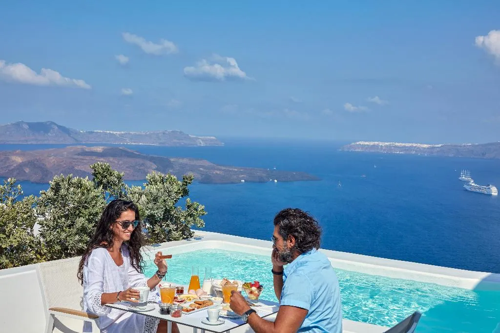 JUNIOR SUITE SEA VIEW Room, Alti Santorini Suites, Santorini