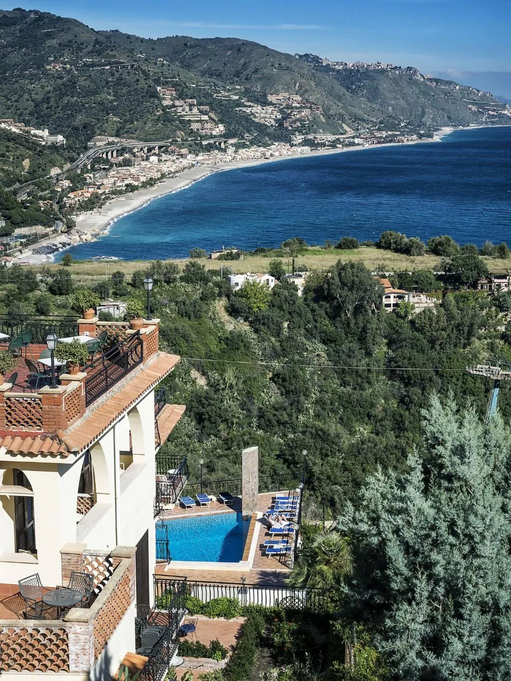 General view, Sirius, Taormina