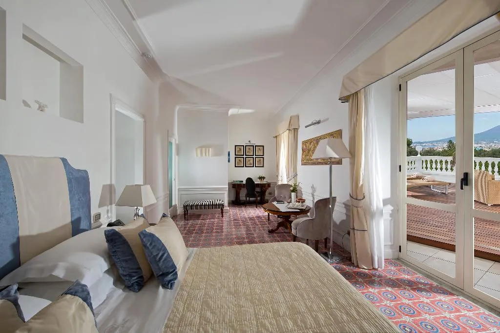 JUNIOR SUITE STANDARD Room, La Medusa Hotel & Boutique Spa, Naples