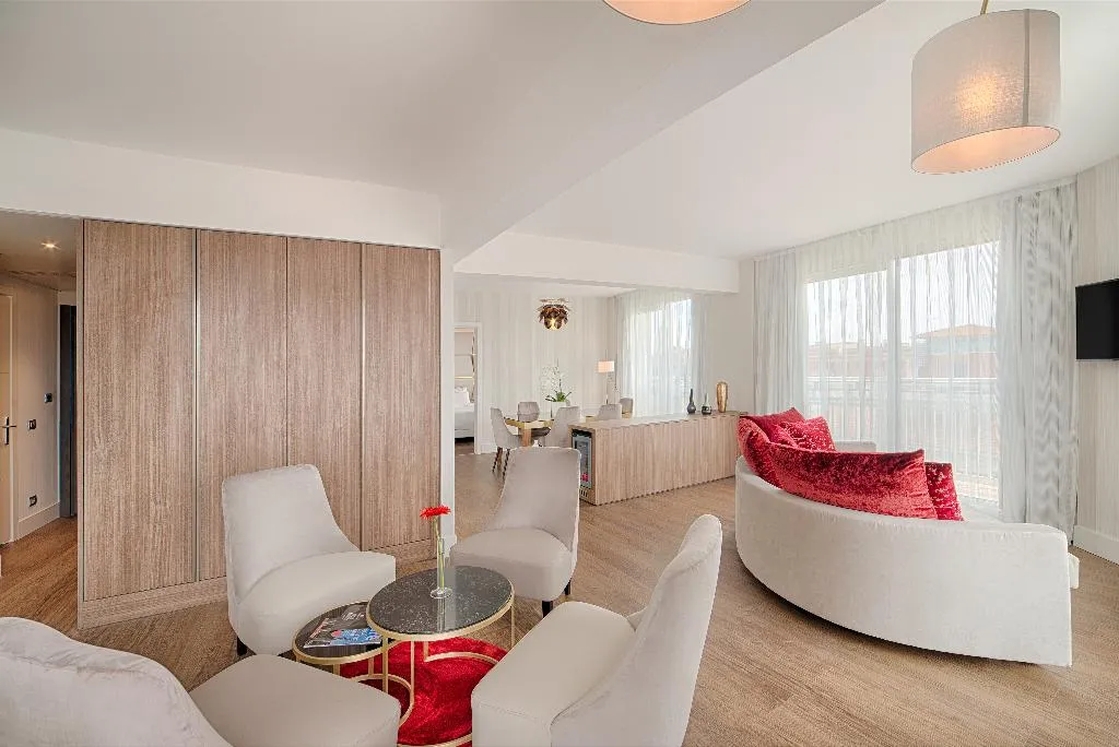 SUITE STANDARD Room, NH Collection Roma Centro, Rome
