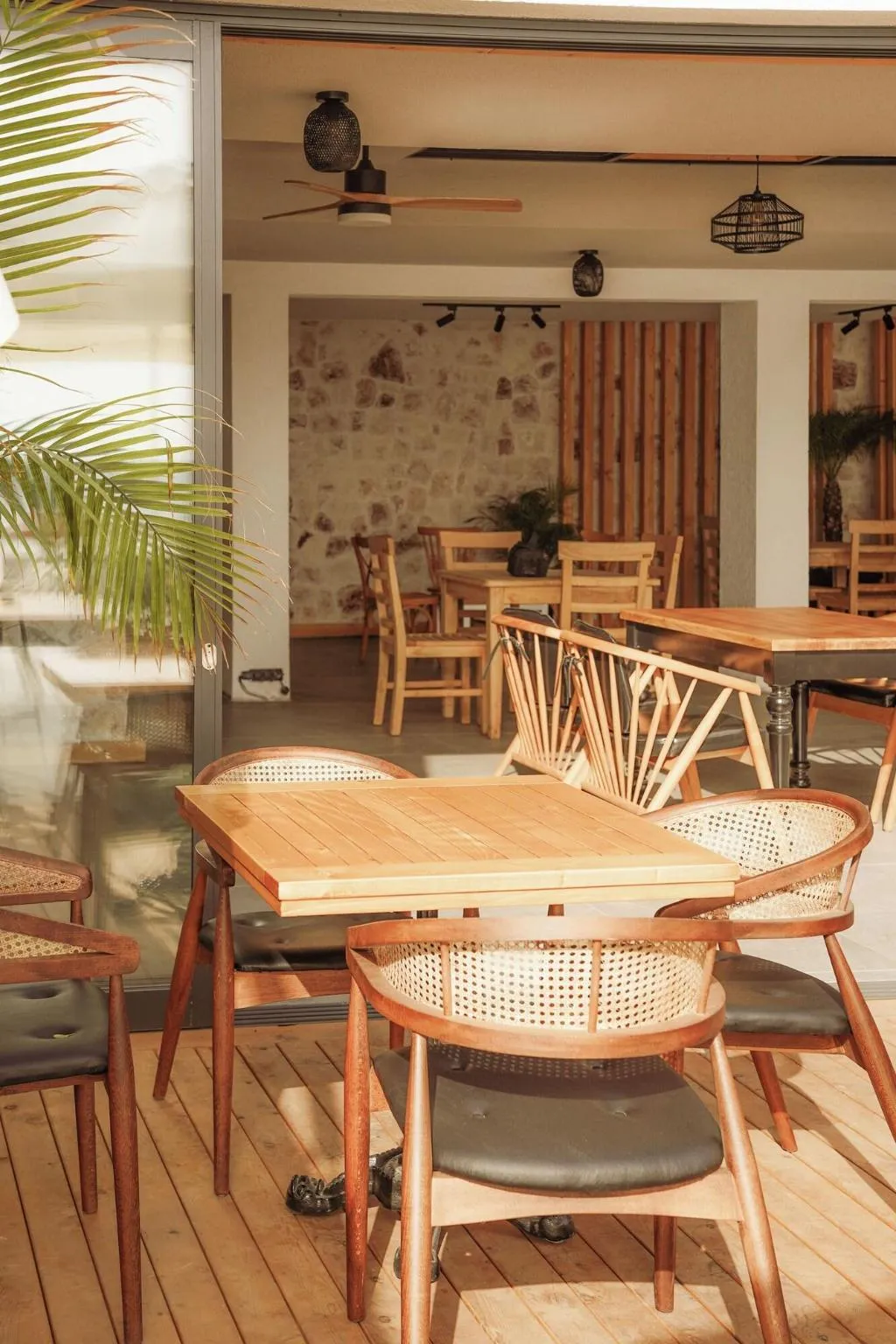 Restaurant, Delta, Dalaman