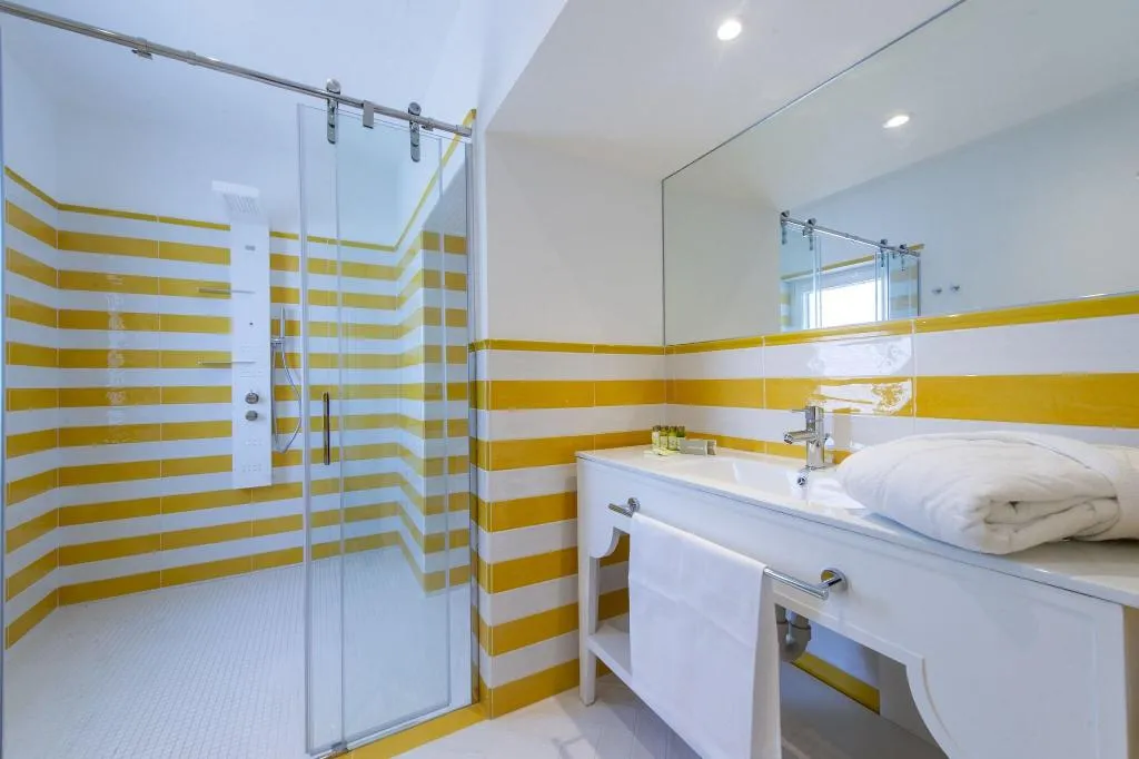 APARTMENT SEA VIEW Room, Tramonto D'oro, Naples
