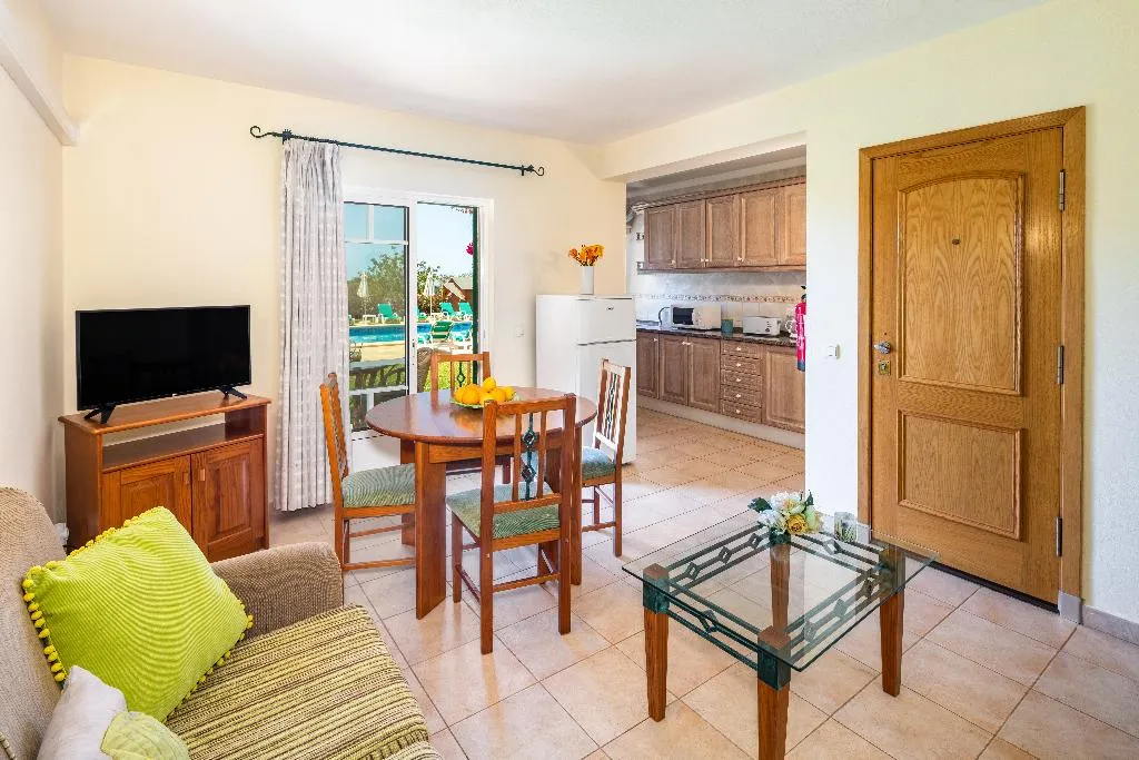 APARTMENT ONE BEDROOM Room, Apartamentos Monte dos Avós, Albufeira, Algarve