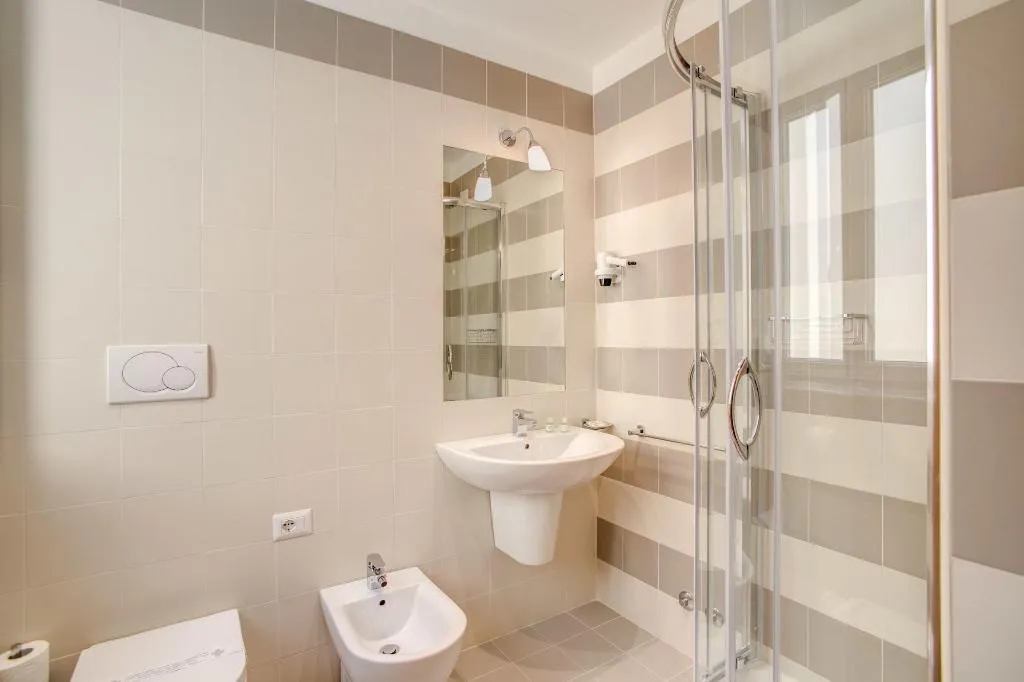Room, Top Floor Navona, Rome