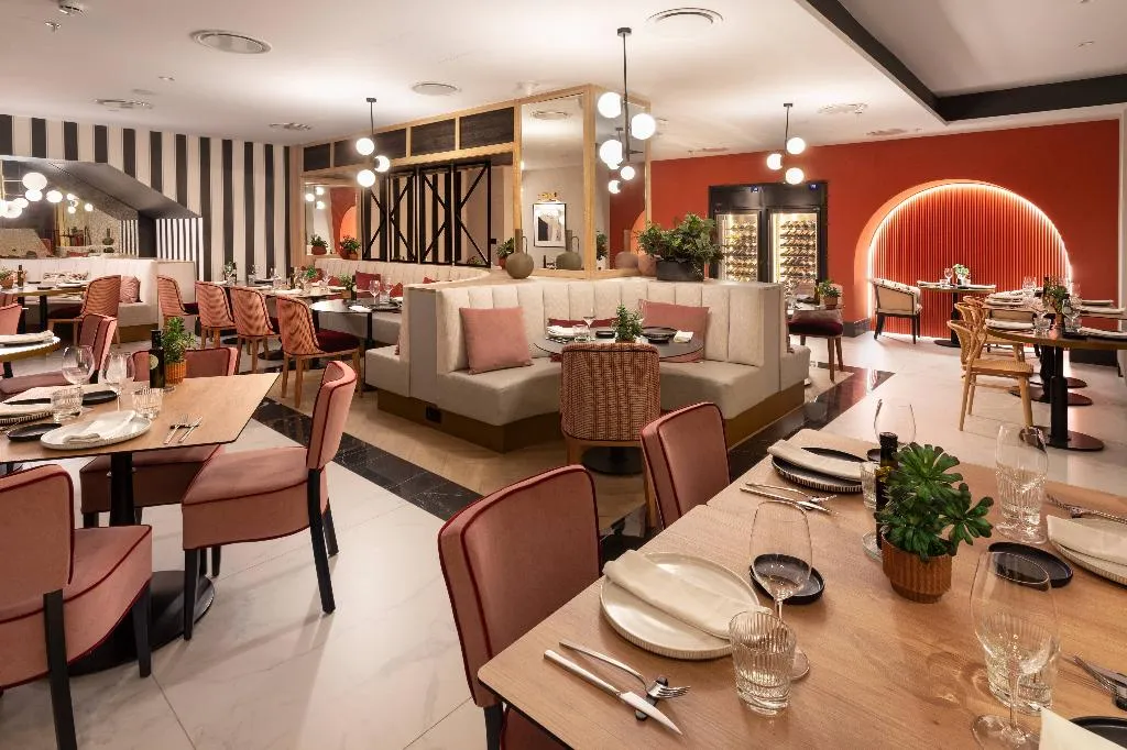 Restaurant, Catalonia Plaza España Hotel & Spa, Madrid