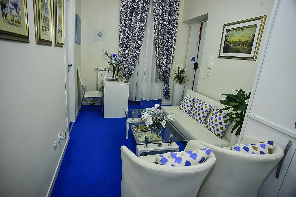 Lobby, Kambal B&B, Naples