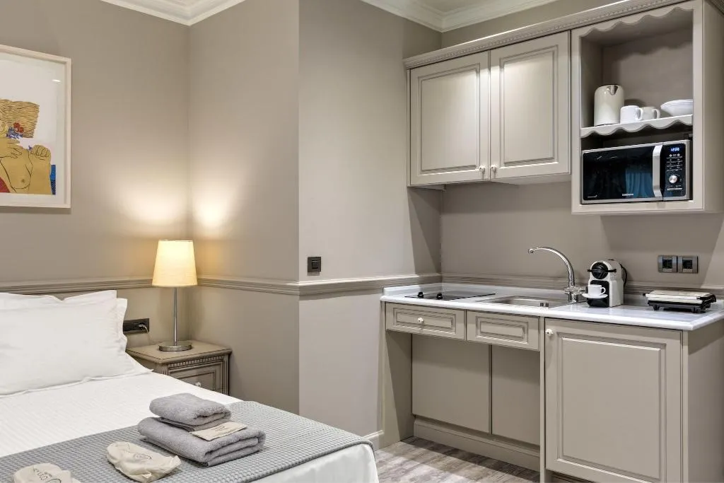 STUDIO TWO BEDS Room, Estia Boutique Apartments, Athens