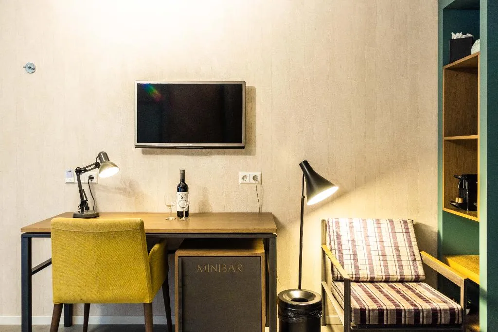 DOUBLE STANDARD Room, Hotel De Hallen, Amsterdam