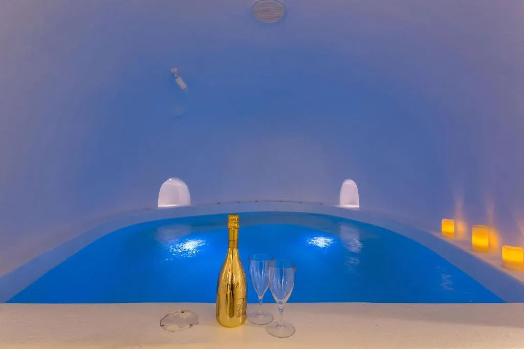 Room, Boutique 88 Fira, Santorini