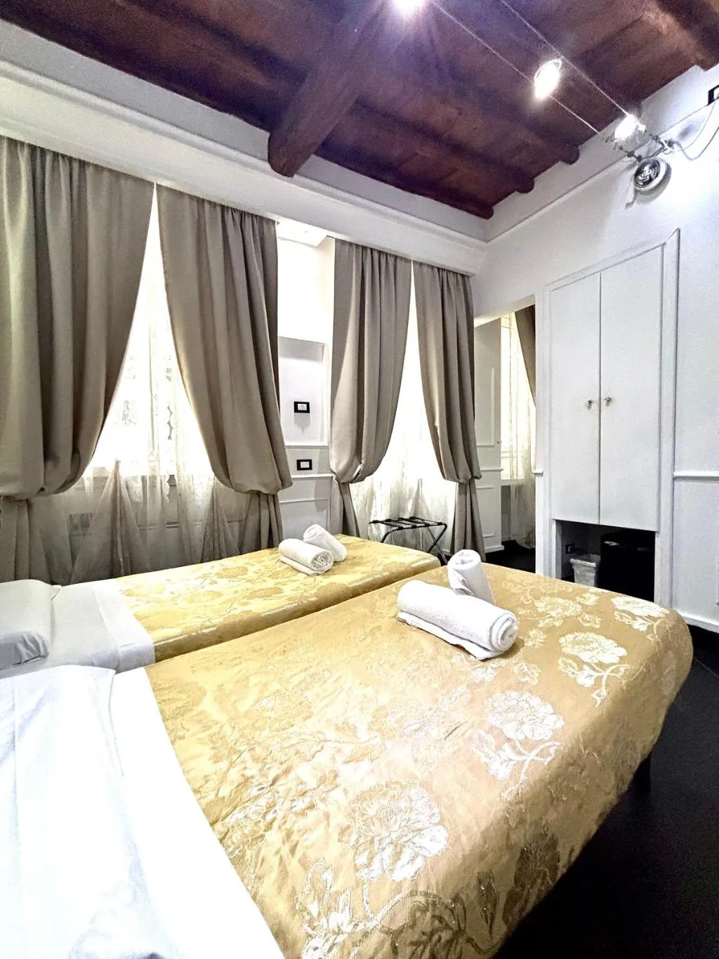 Double or Twin STANDARD Room, Antica Locanda dell'Orso, Rome