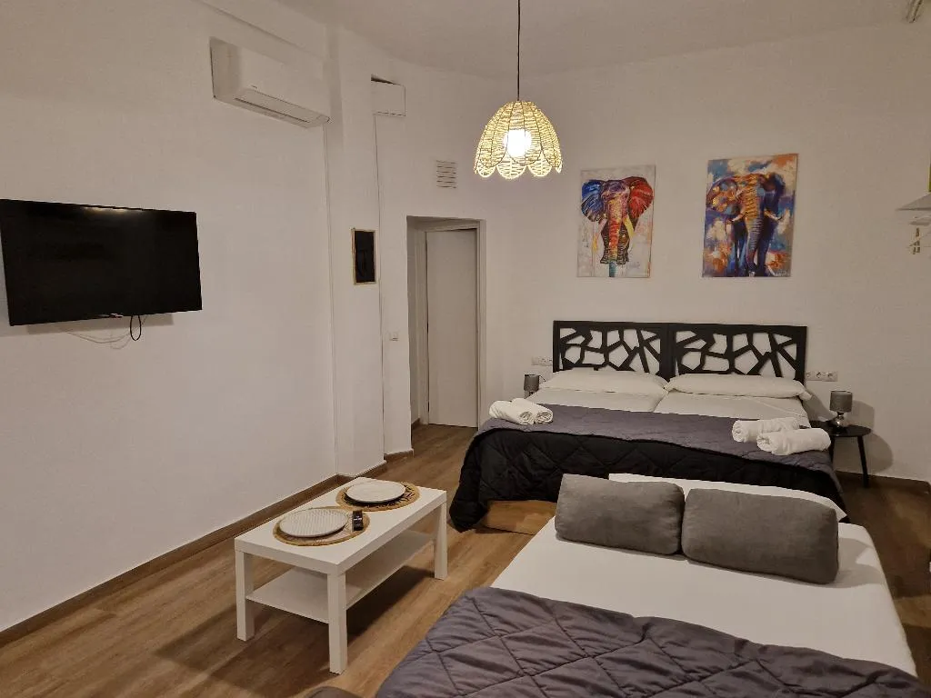 STUDIO ONE BEDROOM Room, Style Apartments Cabanyal Marina Beach, Valencia