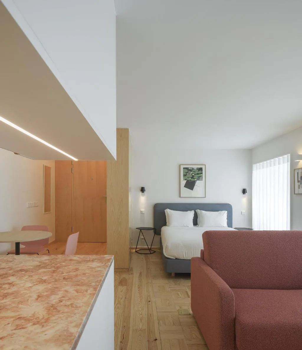 STUDIO STANDARD Room, Lisbon Serviced Apartments - Principe Real, Lisbon