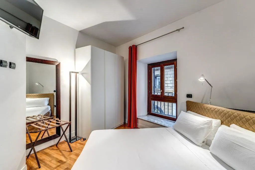 DOUBLE QUEEN SIZE BED Room, Albergo Abruzzi, Rome