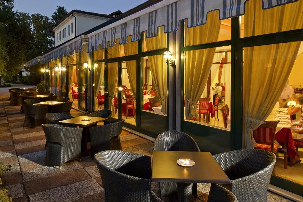 Restaurant, Villa Pace Park Hotel Bolognese, Venice