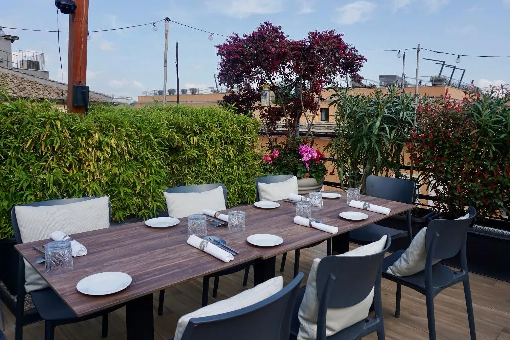 Restaurant, Caravita, Rome