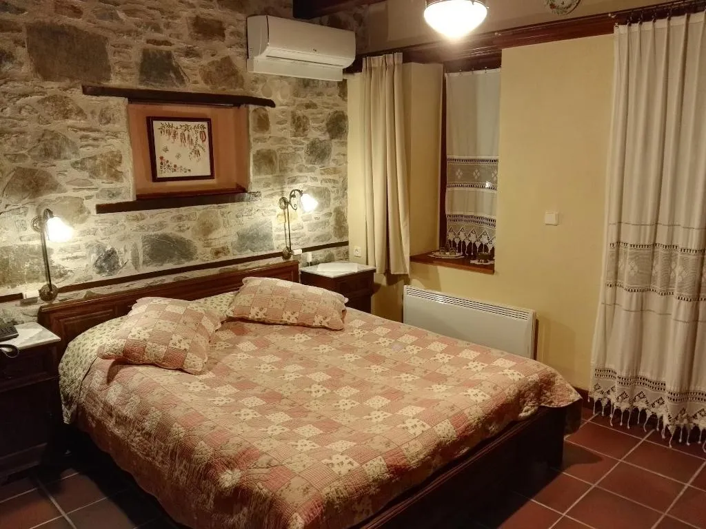 Room, Viraggas, Halkidiki