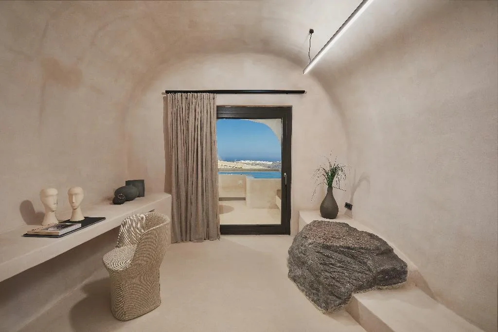 SUITE STANDARD Room, Divine Cave Experience, Santorini