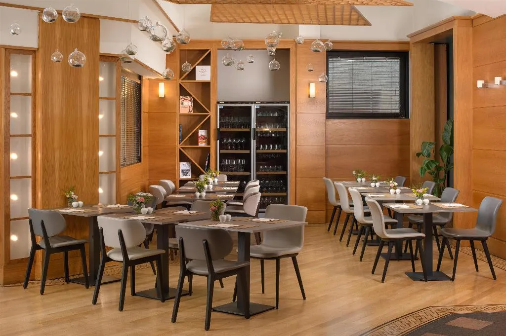 Restaurant, NH Milano Machiavelli, Milan