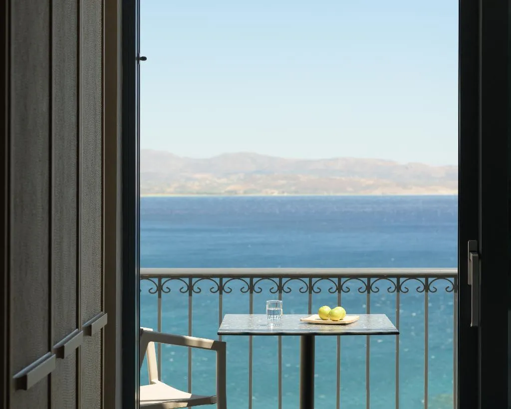 JUNIOR SUITE SEA VIEW Room, Palazzo Greco, Crete