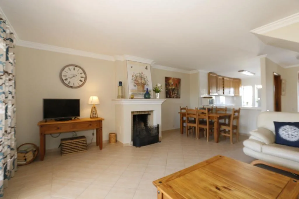 APARTMENT THREE BEDROOMS Room, Apartamentos The Old Village by Village 4u, Algarve