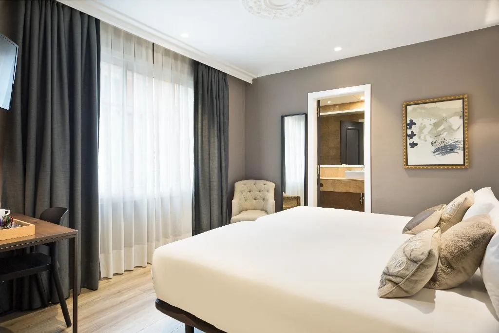 DOUBLE STANDARD Room, Acta Splendid, Barcelona