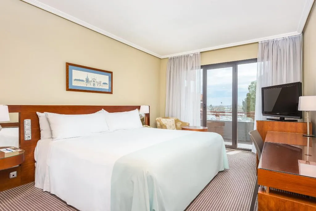 SINGLE STANDARD Room, Madrid Alameda Aeropuerto Affiliated By Melia, Madrid