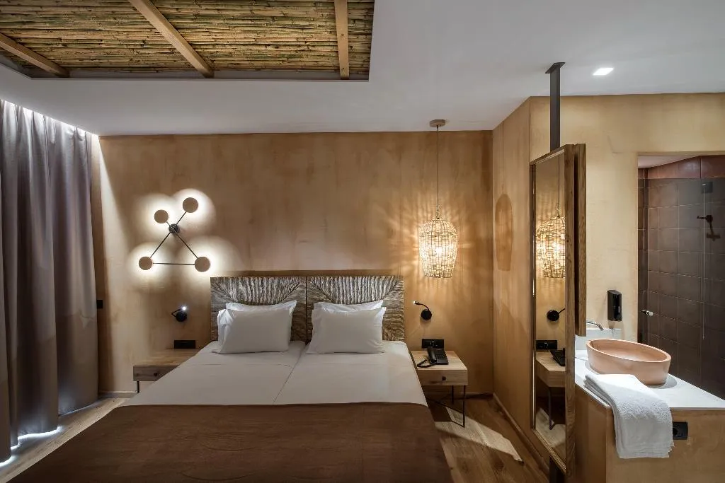 Double or Twin SUPERIOR SEA VIEW Room, Palmera Beach Hotel & Spa, Crete