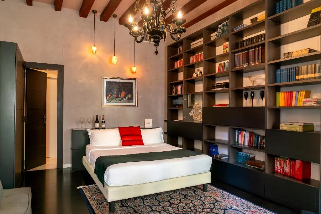 TRIPLE LUXURY TWO BEDROOMS Room, Palazzo Sanluca, Venice