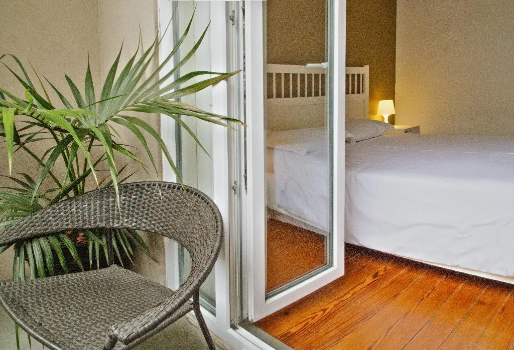 DOUBLE STANDARD Room, Porto Spot Hostel, Porto
