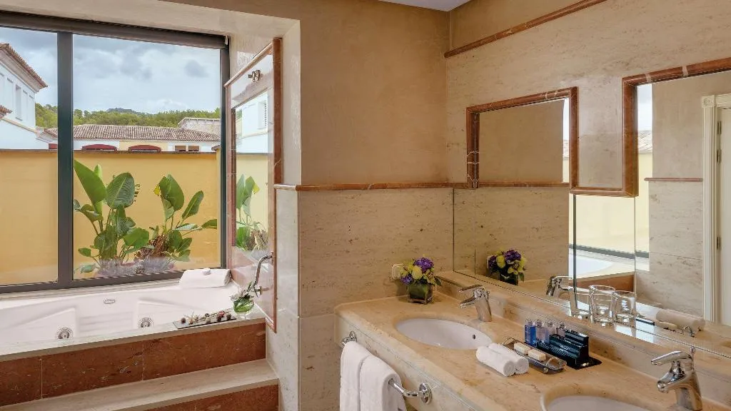Room, Steigenberger Hotel & Resort Camp de Mar, Majorca