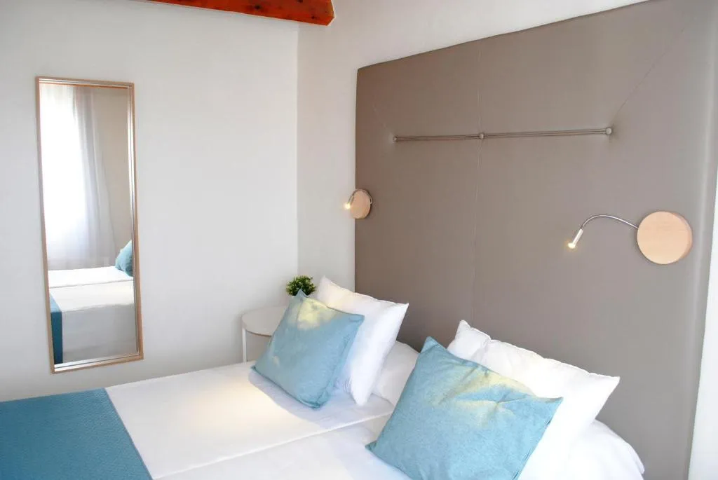 APARTMENT SEA VIEW Room, TRH Tirant Playa, Menorca