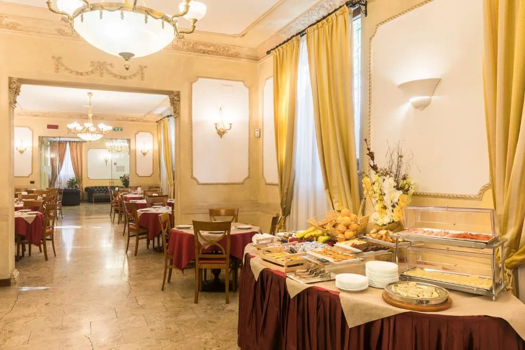 Restaurant, Villa Rosa, Rome