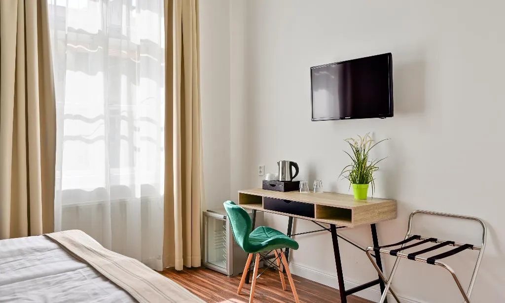 DOUBLE STANDARD Room, Hotel Mala Strana, Prague
