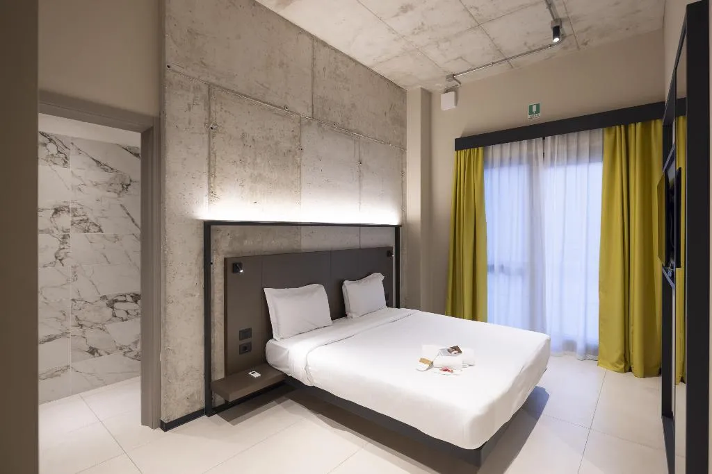 JUNIOR SUITE CAPACITY 3 Room, Joy 124 Hotel Milano, Milan