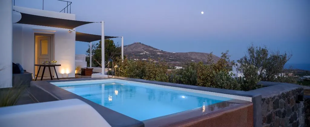 VILLA TWO BEDROOMS WITH PRIVATE POOL Room, Soil Of Sun Luxury Villas, Santorini