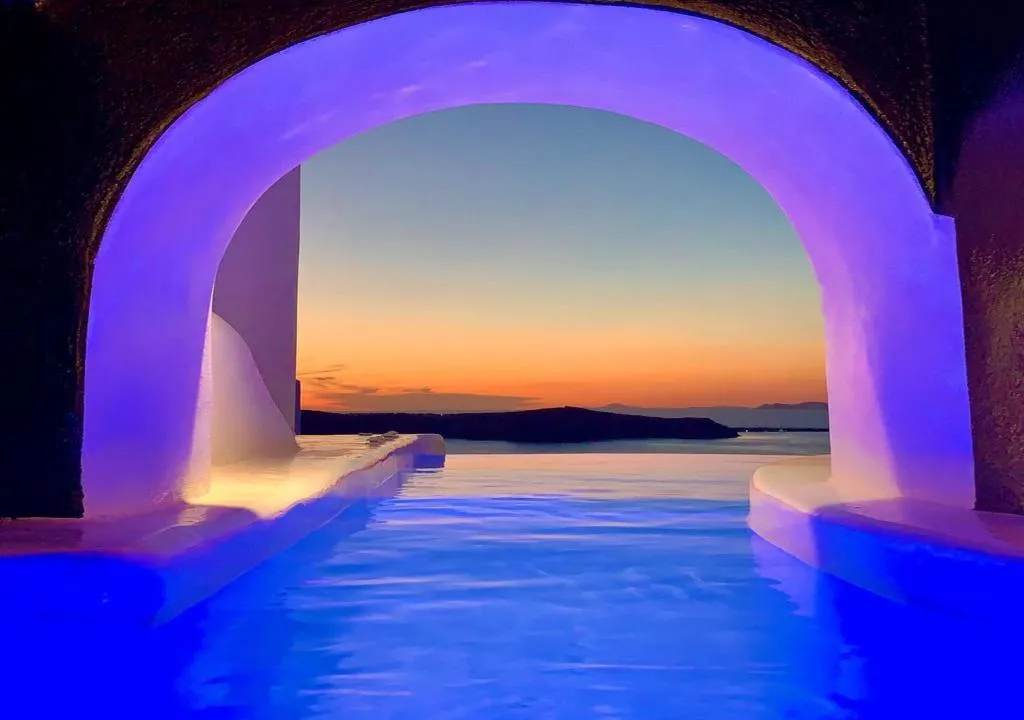 VILLA WITH PRIVATE POOL Room, Infinity Suites & Dana Villas, Santorini